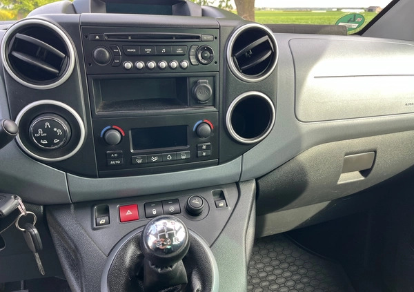 Citroen Berlingo cena 22900 przebieg: 251000, rok produkcji 2011 z Czerwieńsk małe 407